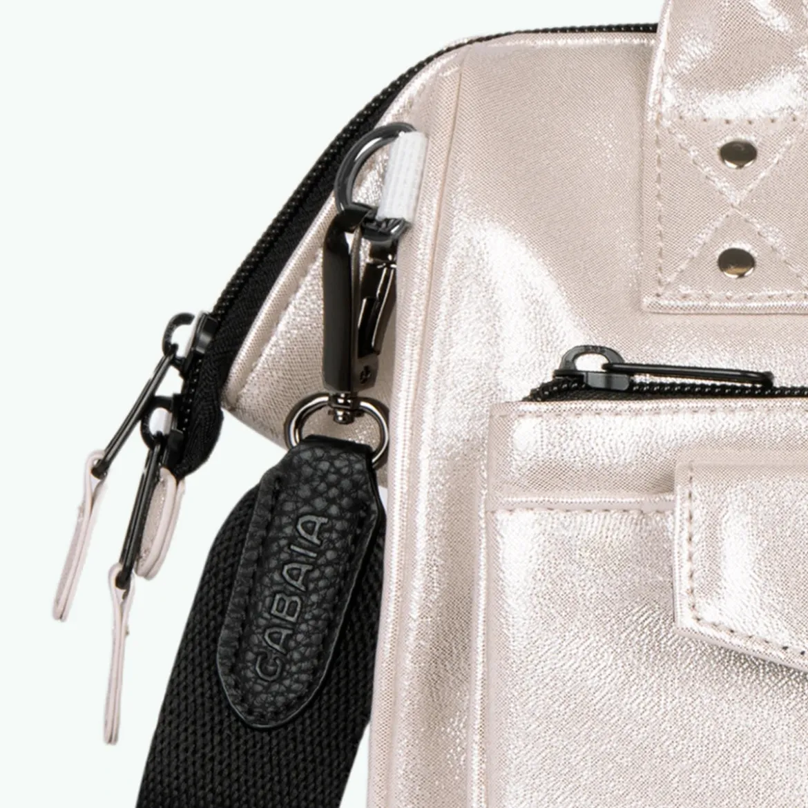 Adventurer Umhängetasche Crossbody M Honolulu